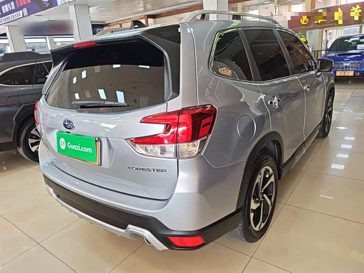 Фото 7 - Subaru Forester