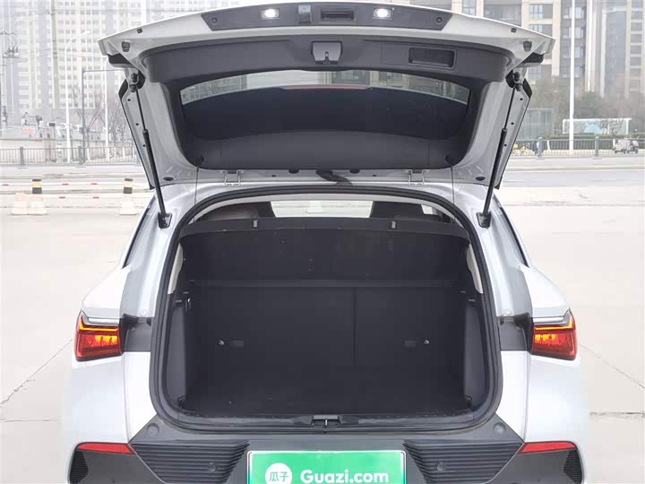 Фото 9 - BYD Yuan Plus