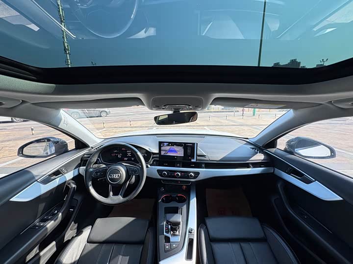 Фото 5 - Audi A4L