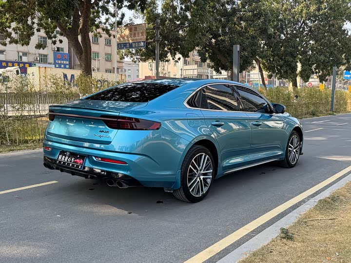 Фото 6 - Geely Preface