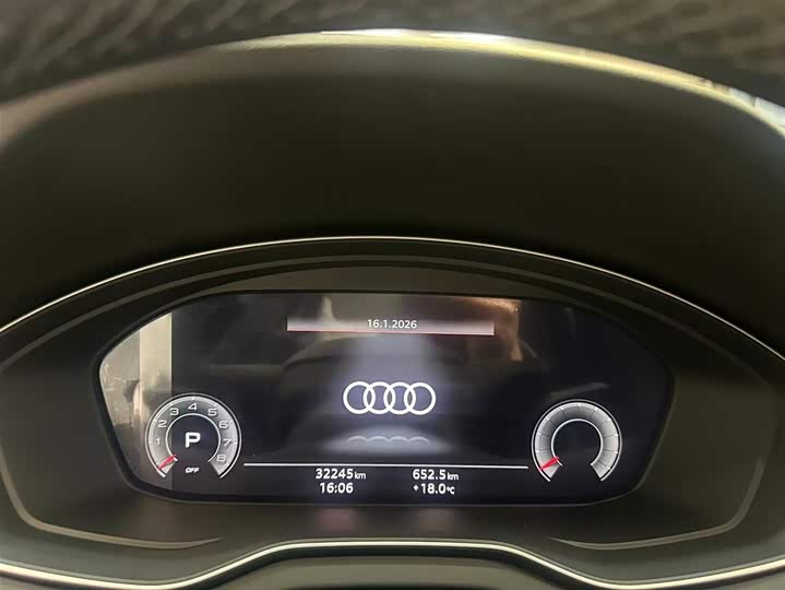Фото 4 - Audi Q5L