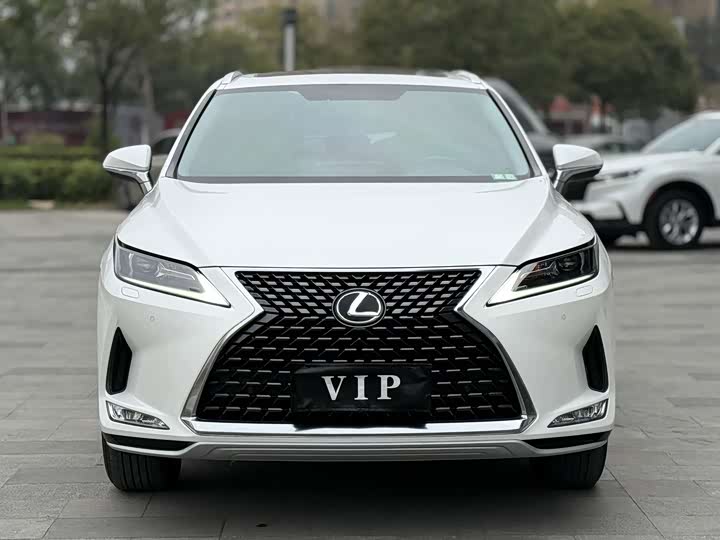 Фото 2 - Lexus RX
