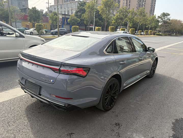 Фото 7 - Geely Preface L