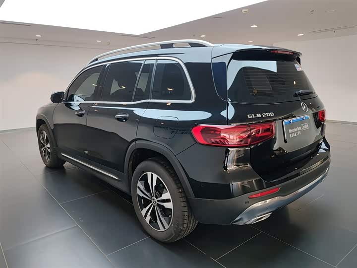 Фото 6 - Mercedes-Benz GLB-Class