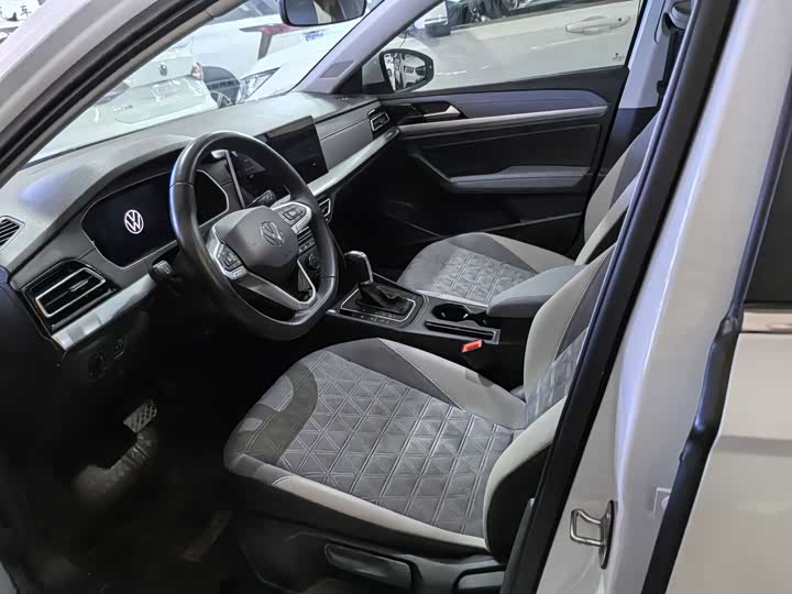 Фото 6 - Volkswagen Lavida