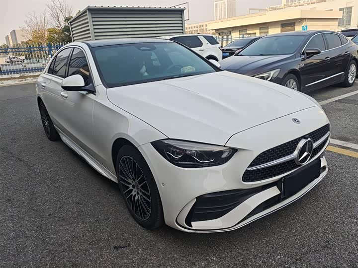 Фото 4 - Mercedes-Benz C-Class