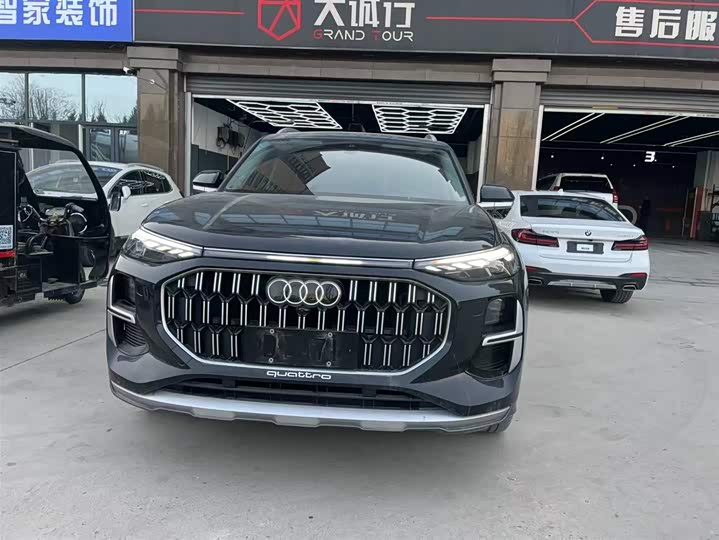 Фото 7 - Audi Q6