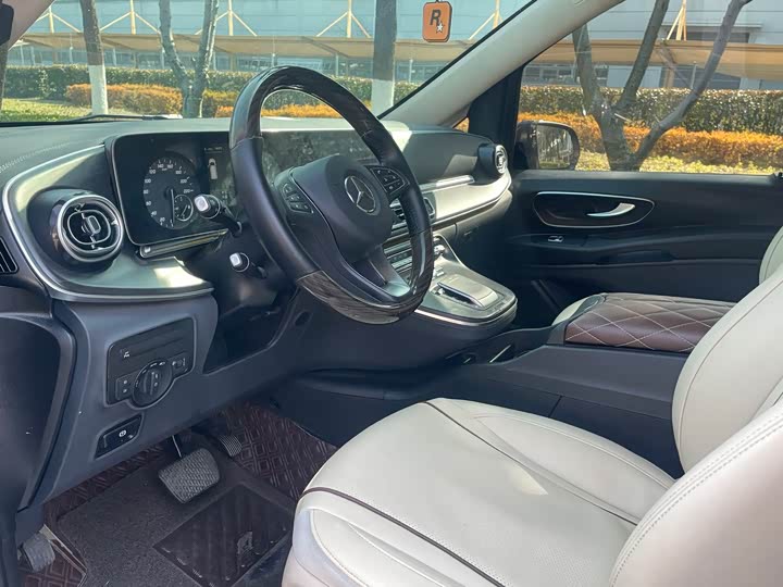 Фото 7 - Mercedes-Benz Vito