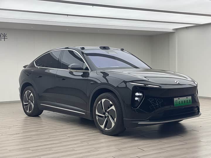 Фото 4 - Nio EC6