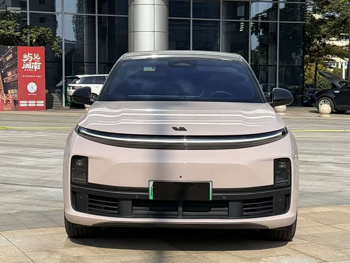 Фото 2 - LiXiang L7