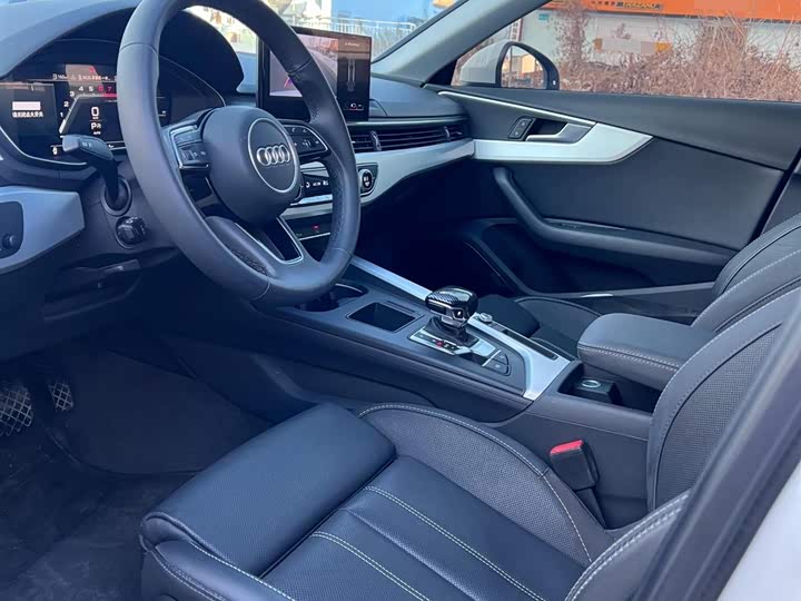 Фото 7 - Audi A4L