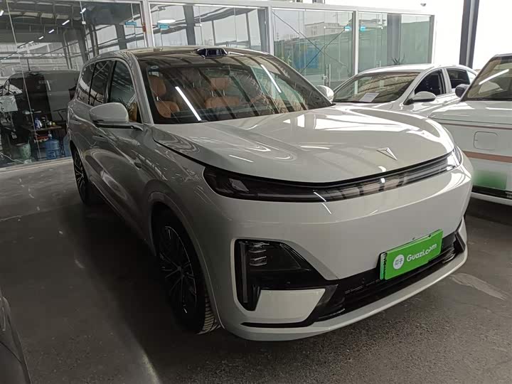 Фото 4 - Changan Deepal S09