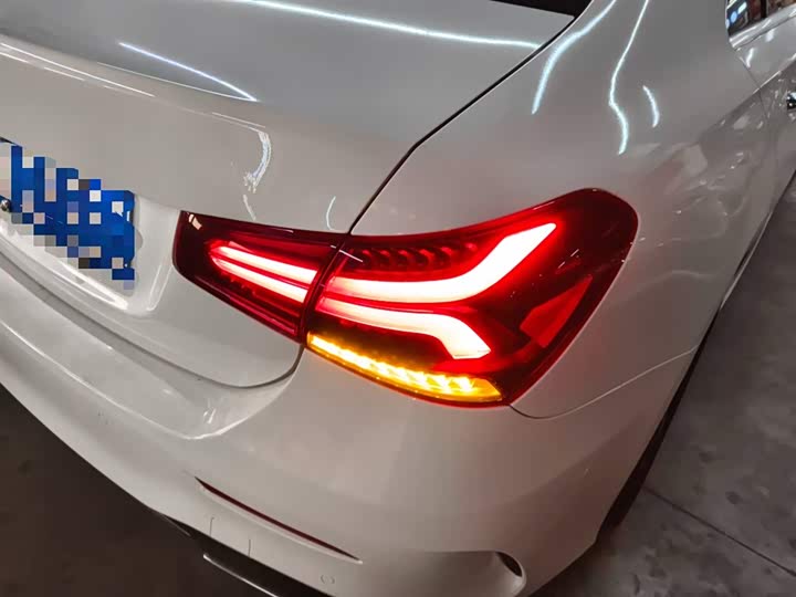 Фото 8 - Mercedes-Benz A-Class