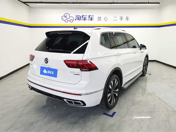Фото 3 - Volkswagen Tiguan L Pro