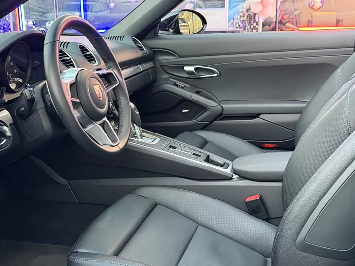 Фото 6 - Porsche 718