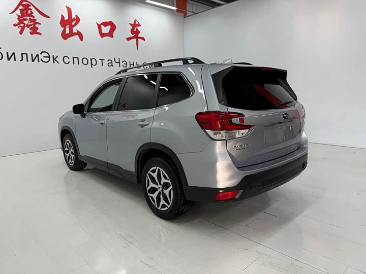 Фото 6 - Subaru Forester