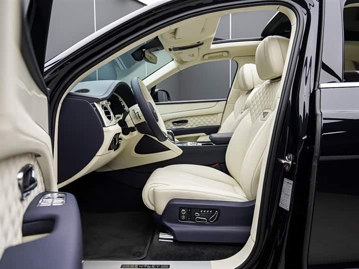 Фото 6 - Bentley Bentayga