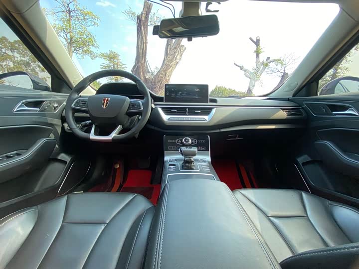 Фото 9 - Hongqi H5