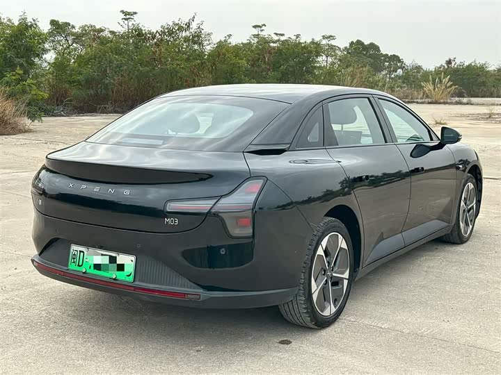 Фото 9 - XPeng Mona M03