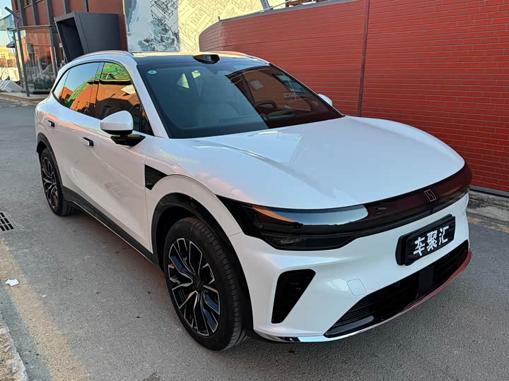 Фото 3 - Zeekr 7X