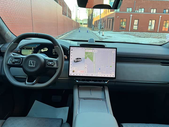 Фото 4 - Zeekr 7X