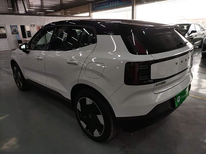 Фото 5 - Volvo EX30