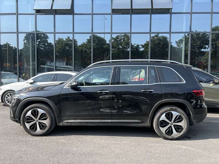 Фото 6 - Mercedes-Benz GLB-Class