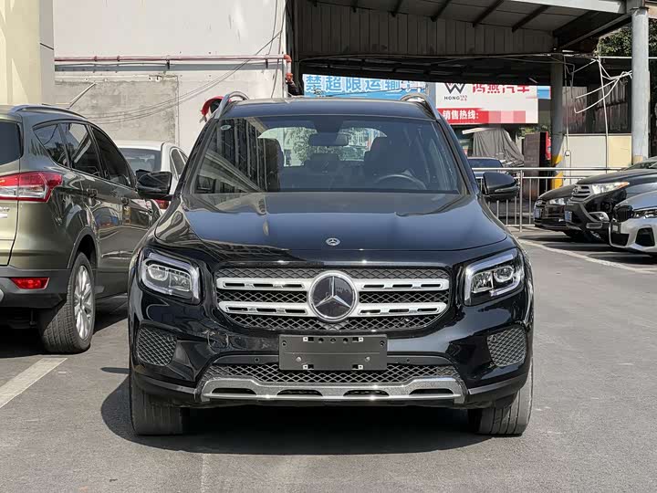 Фото 7 - Mercedes-Benz GLB-Class