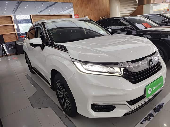 Фото 4 - Honda Avancier