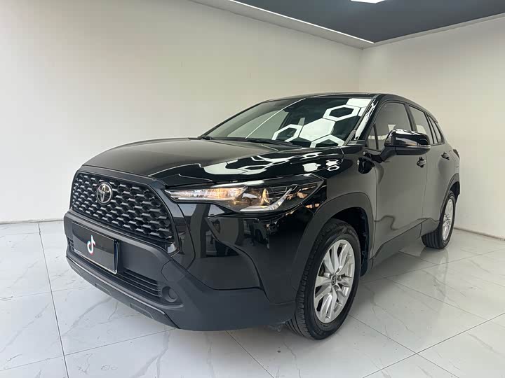 Фото 1 - Toyota Corolla Cross