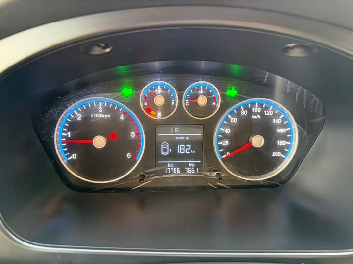 Фото 9 - Foton Tuyano Barley