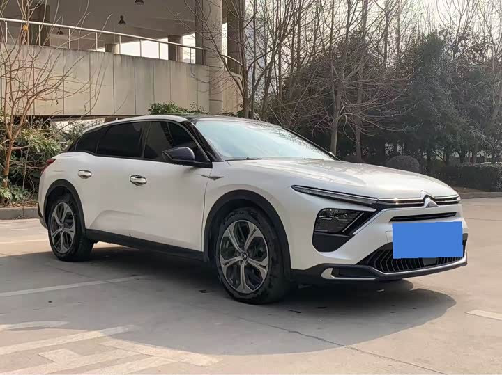 Фото 3 - Citroen C5 X