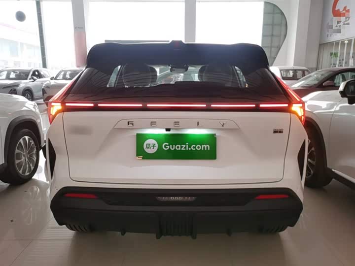 Фото 6 - Geely Atlas