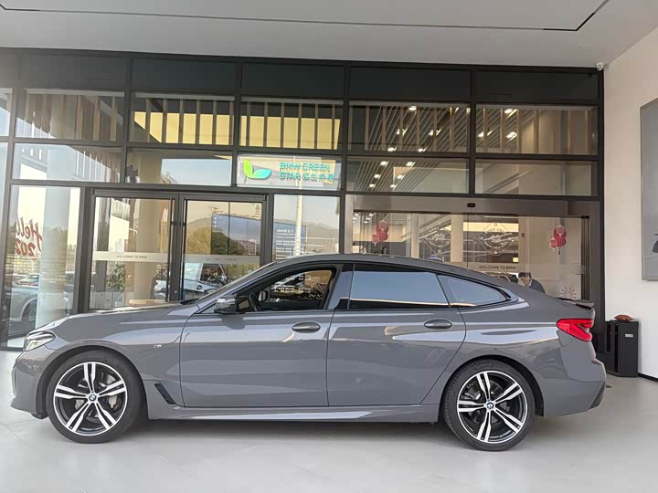 Фото 2 - BMW 6 Series GT