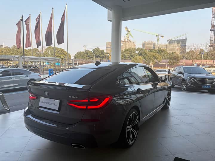 Фото 5 - BMW 6 Series GT