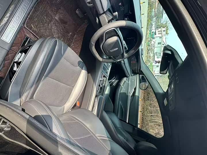 Фото 7 - Lincoln Z (Zephyr)