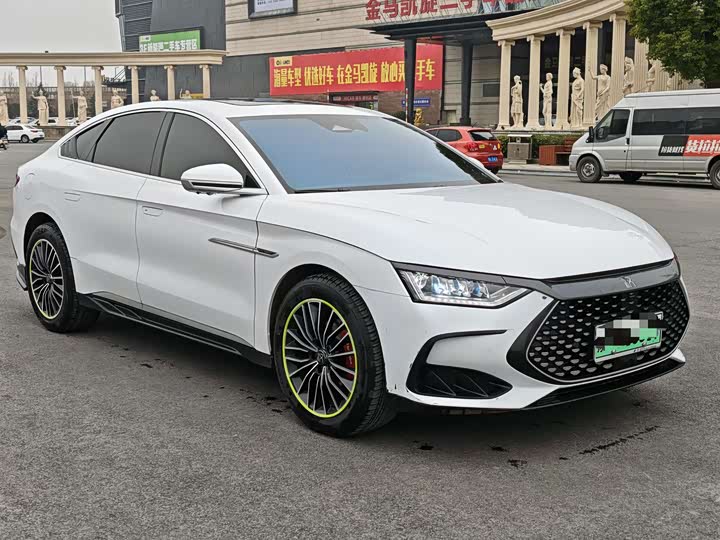 Фото 3 - BYD Han