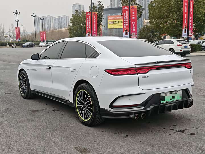 Фото 4 - BYD Han