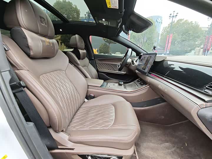 Фото 8 - BYD Han