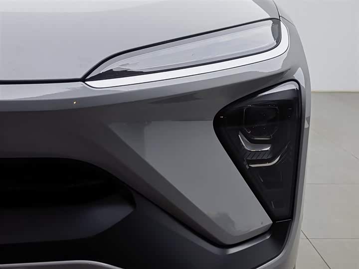 Фото 7 - Nio ES6