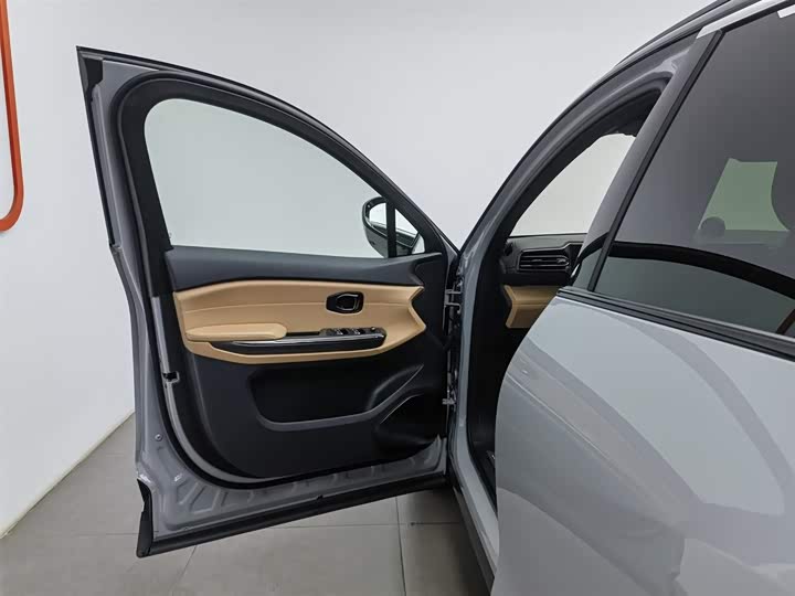 Фото 8 - Nio ES6