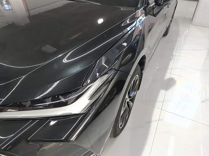 Фото 5 - Toyota Avalon