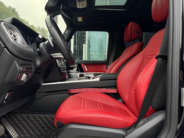 Фото 7 - Mercedes-Benz G-Class