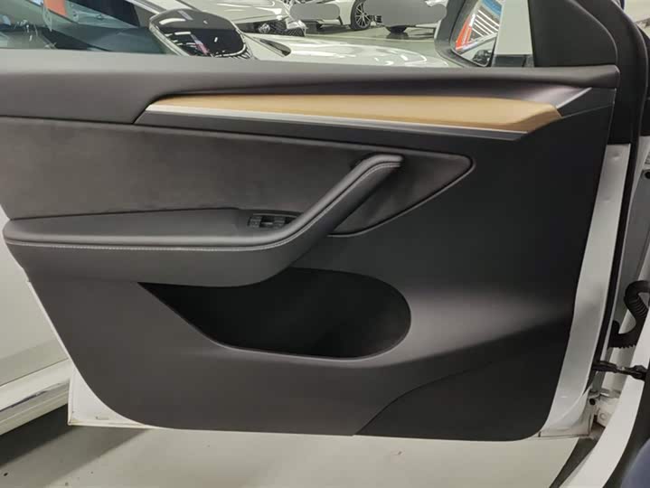 Фото 7 - Tesla Model Y