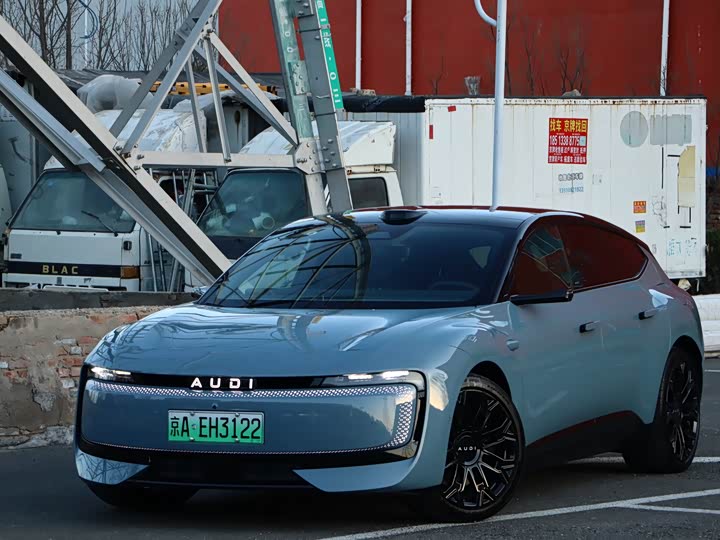 Фото 2 - Audi × SAIC E5 Sportback