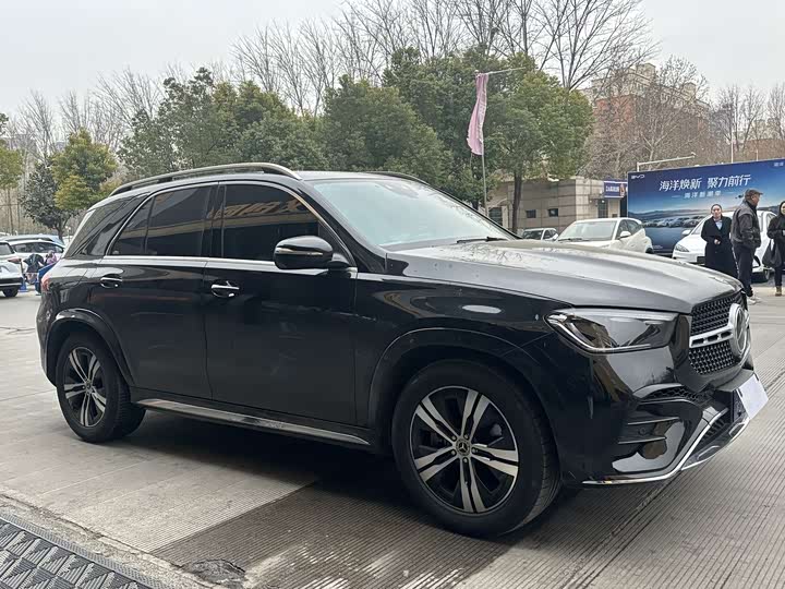 Фото 3 - Mercedes-Benz GLE-Class