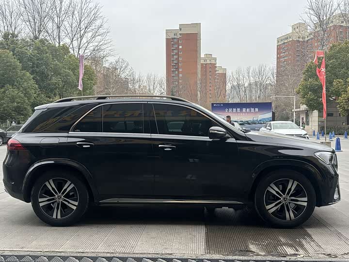 Фото 8 - Mercedes-Benz GLE-Class