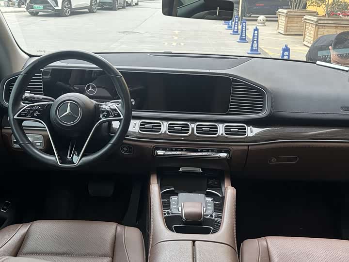 Фото 9 - Mercedes-Benz GLE-Class