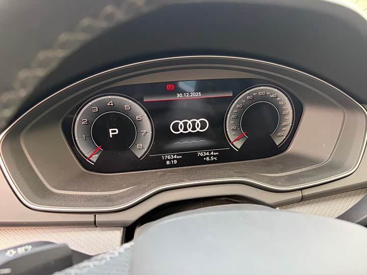 Фото 6 - Audi Q5L