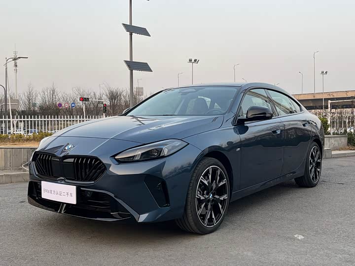 Фото 1 - BMW 2 Series